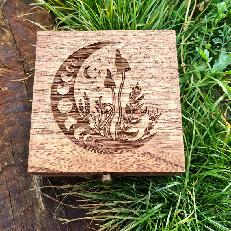 Mushroom Crescent Dice Box - CRITIT