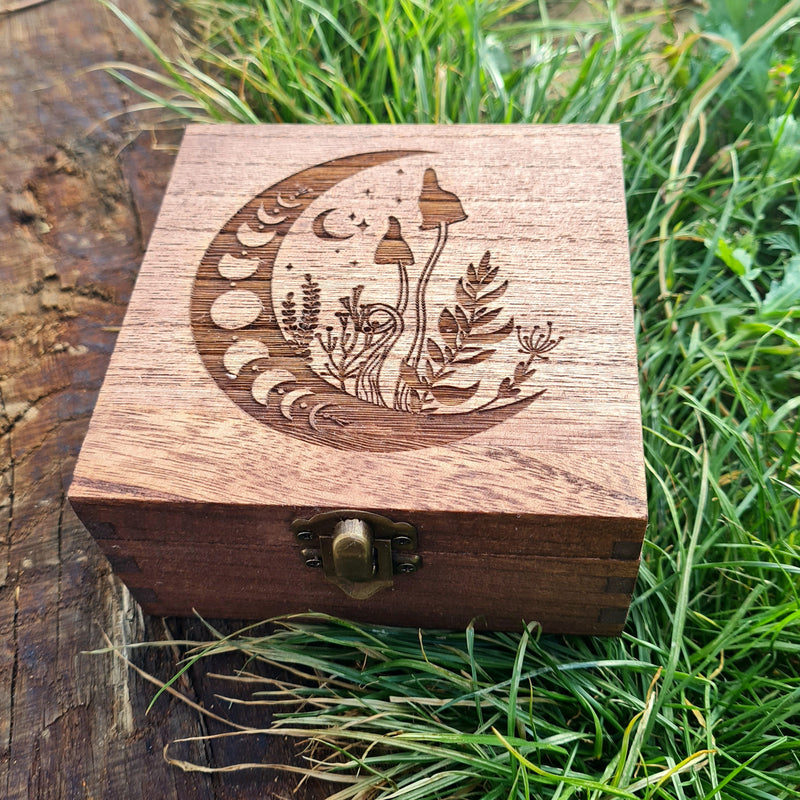 Mushroom Crescent Dice Box - CRITIT